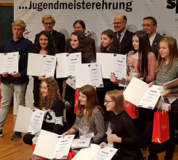 Sportjugend zeichnet Dance-Team aus Sportjugend zeichnet Dance-Team aus